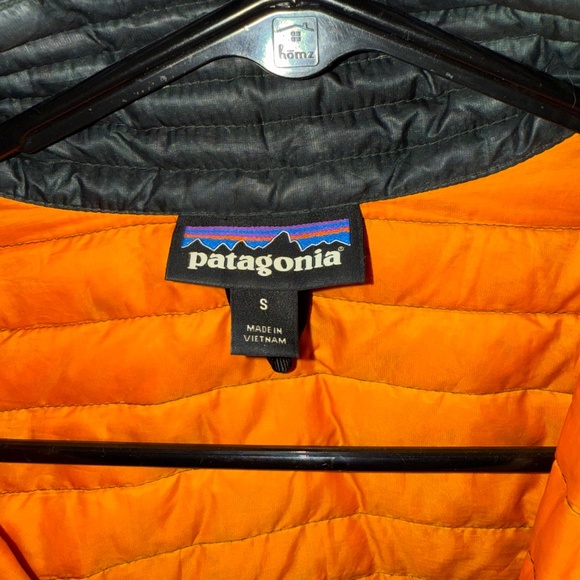 Patagonia Women’s Down Shirt/Shacket forest print - Picture 7 of 7